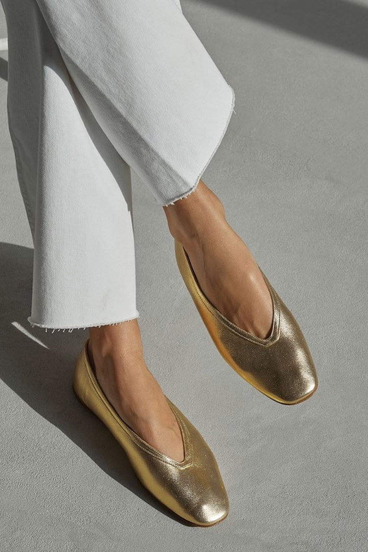 Glänzende Metall-Ballerinas mit quadratischer Spitze