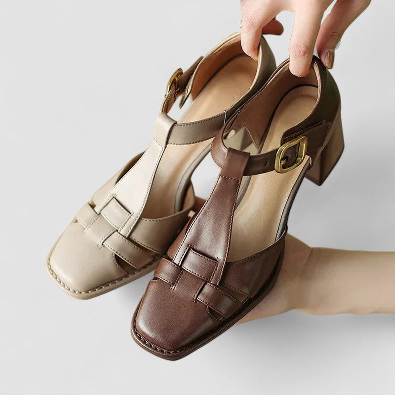 Scarlett – Orthopädische T-Strap Blockabsätze