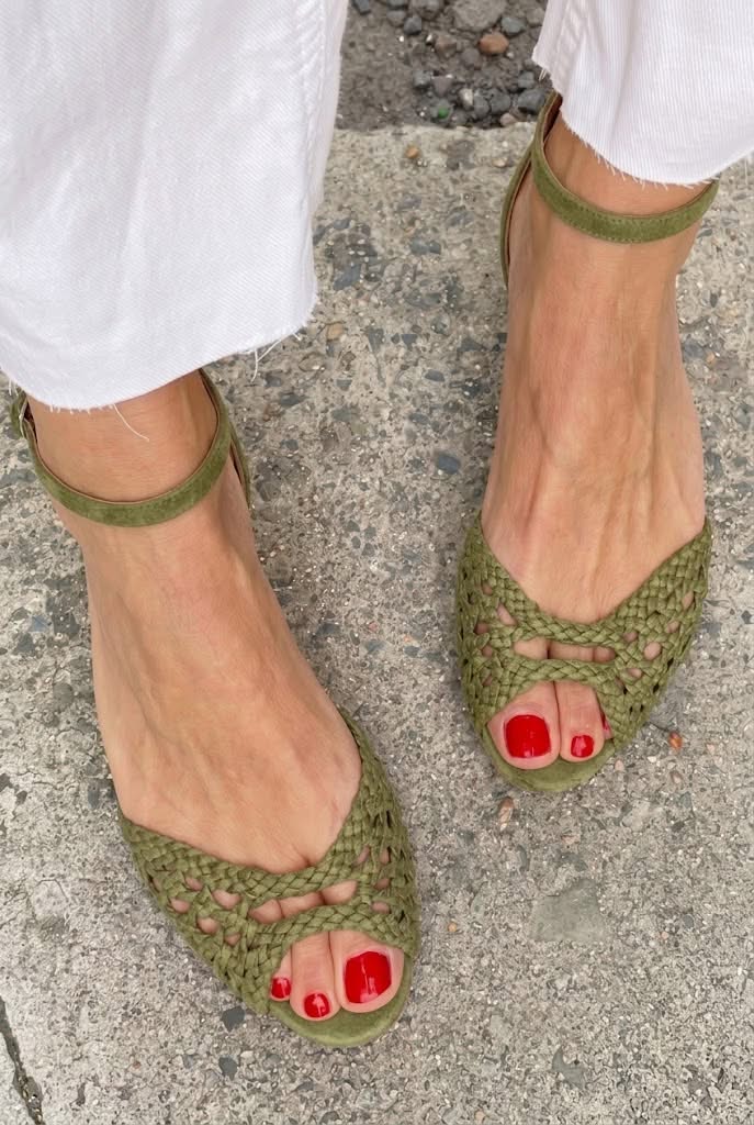 Isadora | Geflochtene Sandalen aus Gold