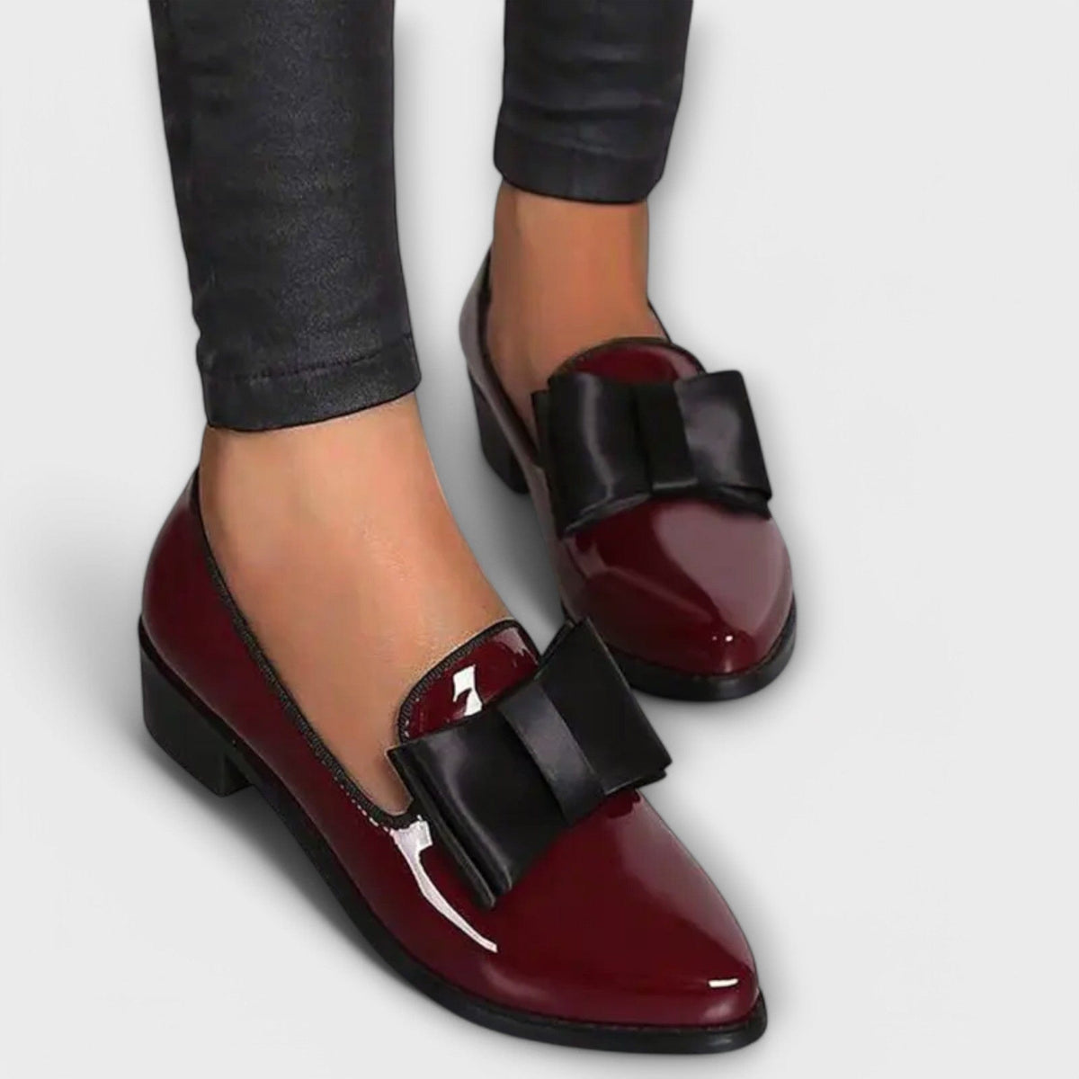 Elanette™ - Elegante Halbschuhe mit kontrastierendem Band