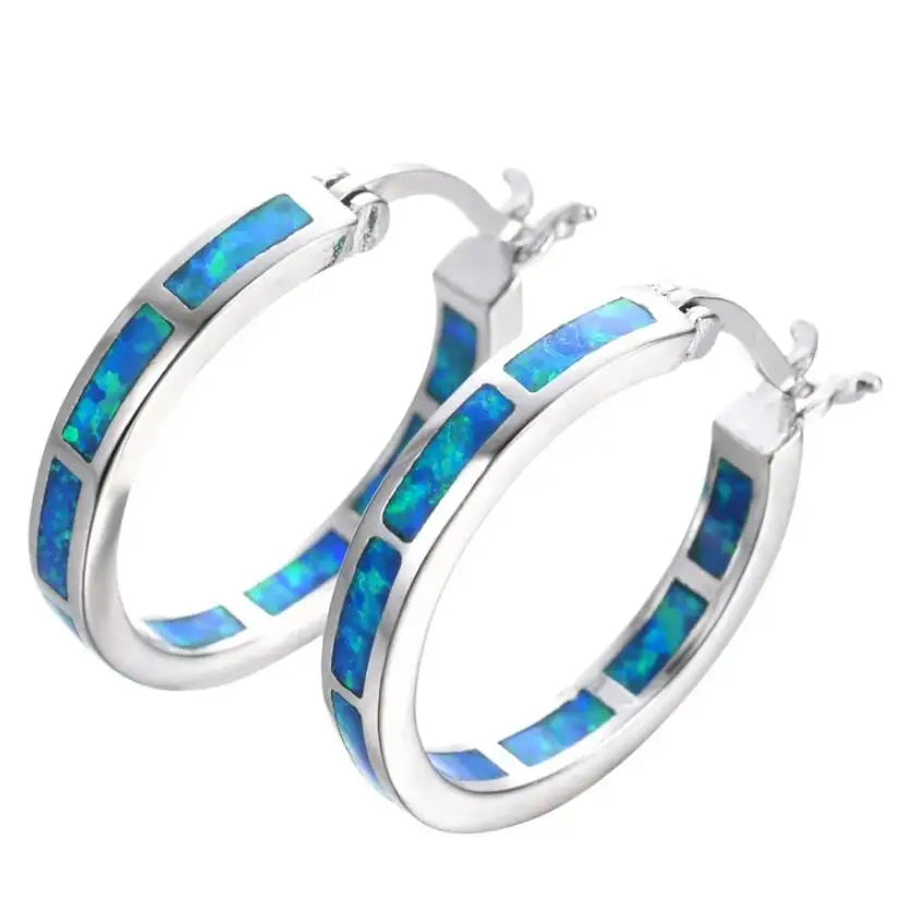 Elegante Kreisohrringe mit Blauem Feueropal