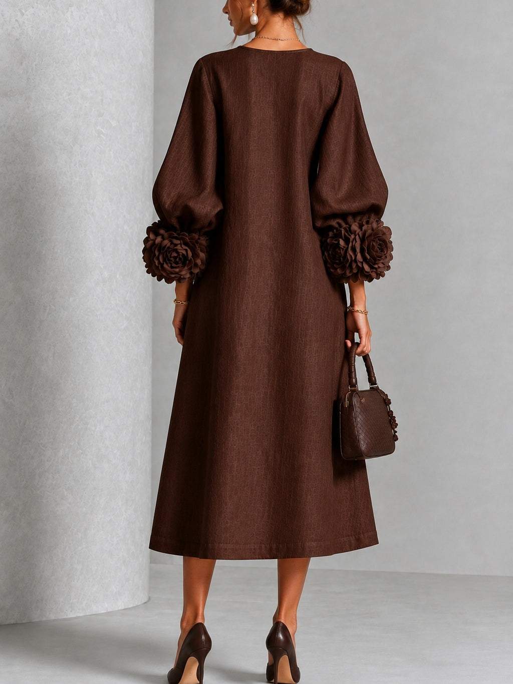 Capucine | Midi-Kleid mit Puffärmeln und floralen Knöpfen