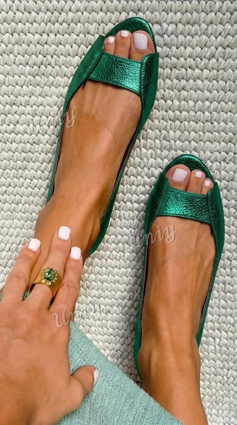 Elegante metallische Ballerinas in Champagnergold