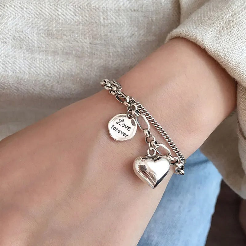 925er Silberarmband mit der Gravur „Love Forever“ und 2 kostenlosen Charms